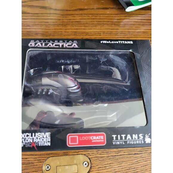 Cylon Raider  - Picture 1 of 4
